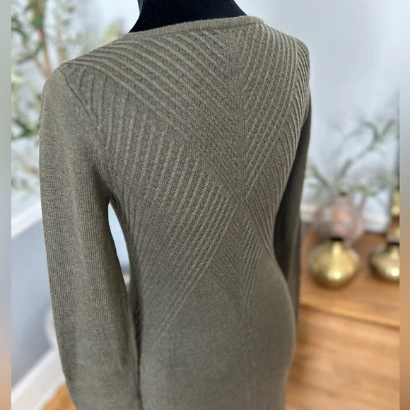 Max Studio Stitched Sweater Dress, NWT - Picture 5 of 10